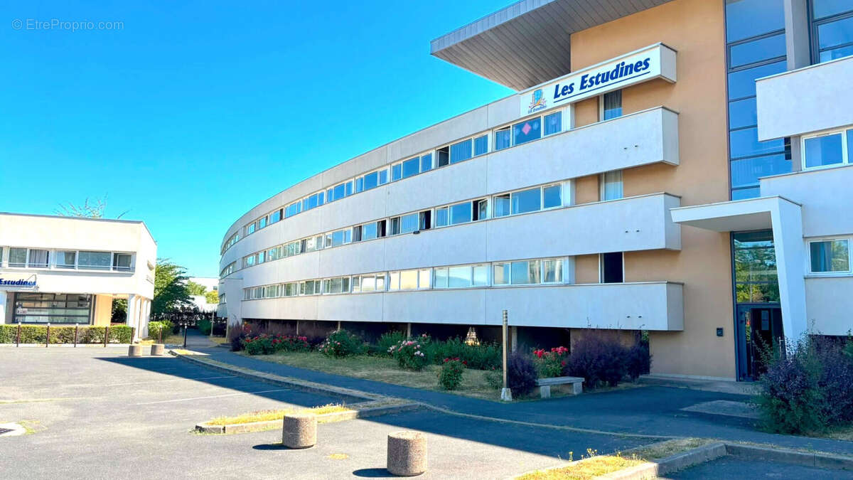 Appartement 33m² à évry-courcouronnes - photo 4