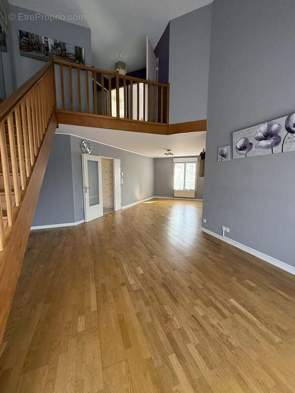 Appartement à CHARLEVILLE-MEZIERES