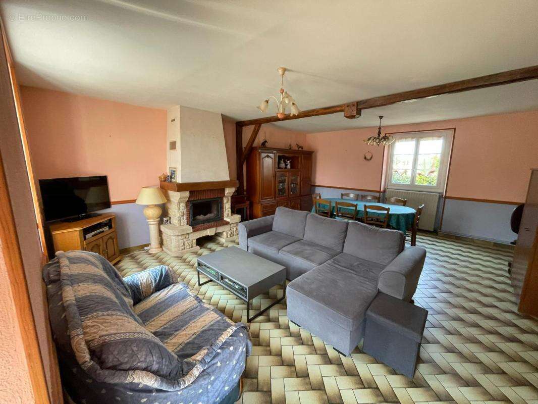 Maison à VALLON-SUR-GEE