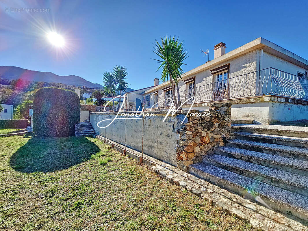 Maison à VILLELONGUE-DELS-MONTS