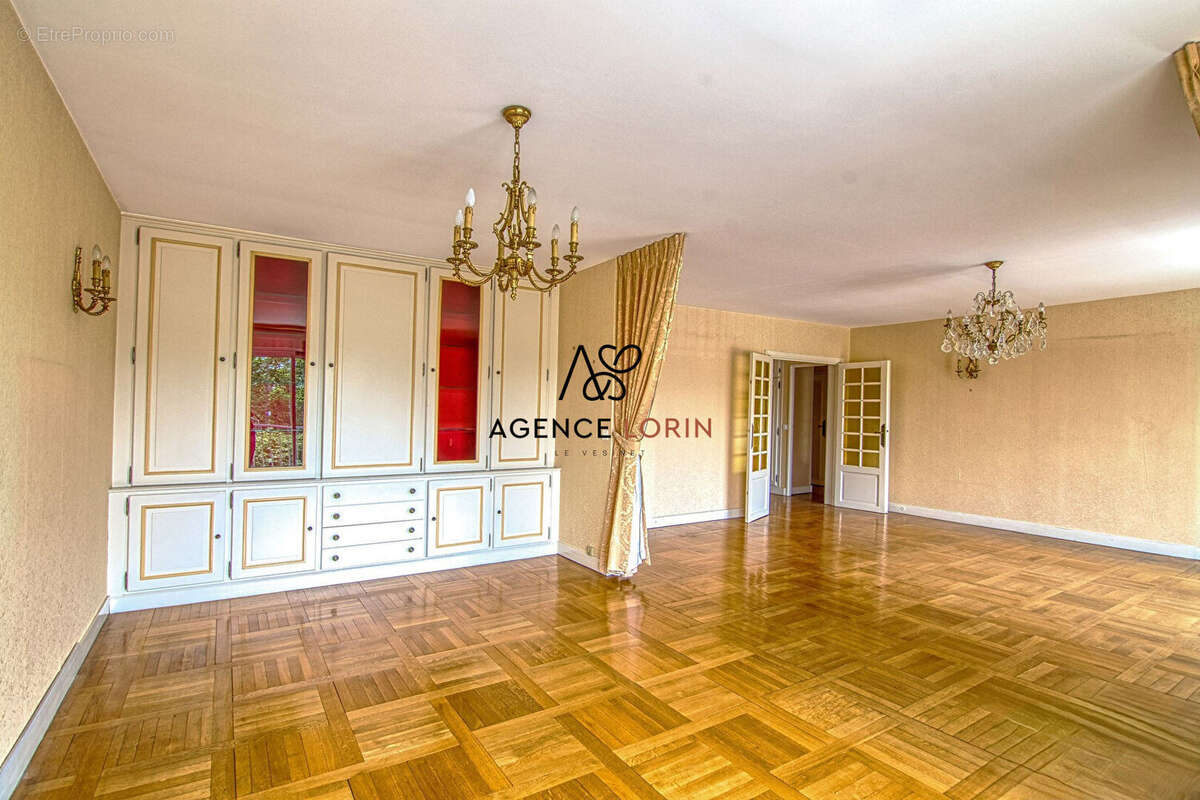 Appartement à LE VESINET