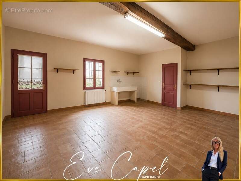 Maison à vendre 7 pièces VENDEMIAN (34), maison avec 5 chambres, 2 doubles garages, 1 studio et une annexe + jardin - photo 6