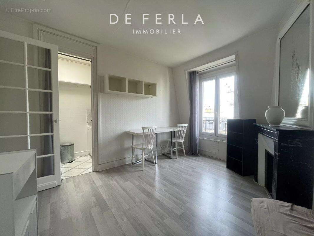Appartement à PARIS-15E