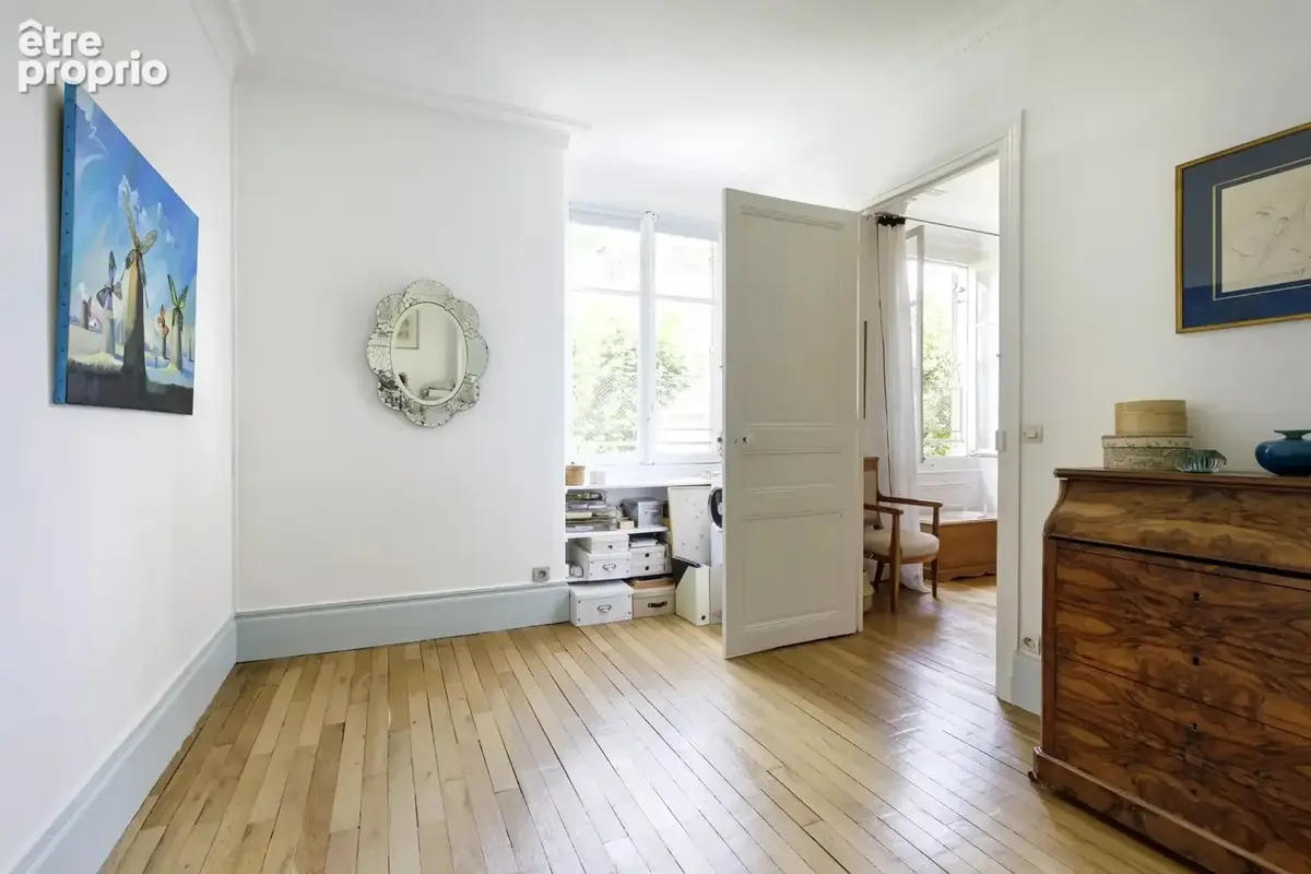 Neuilly Perronet - Voie privée - Appartement 3/4 chambres en dernier étage avec studio et chambre de service - photo 9