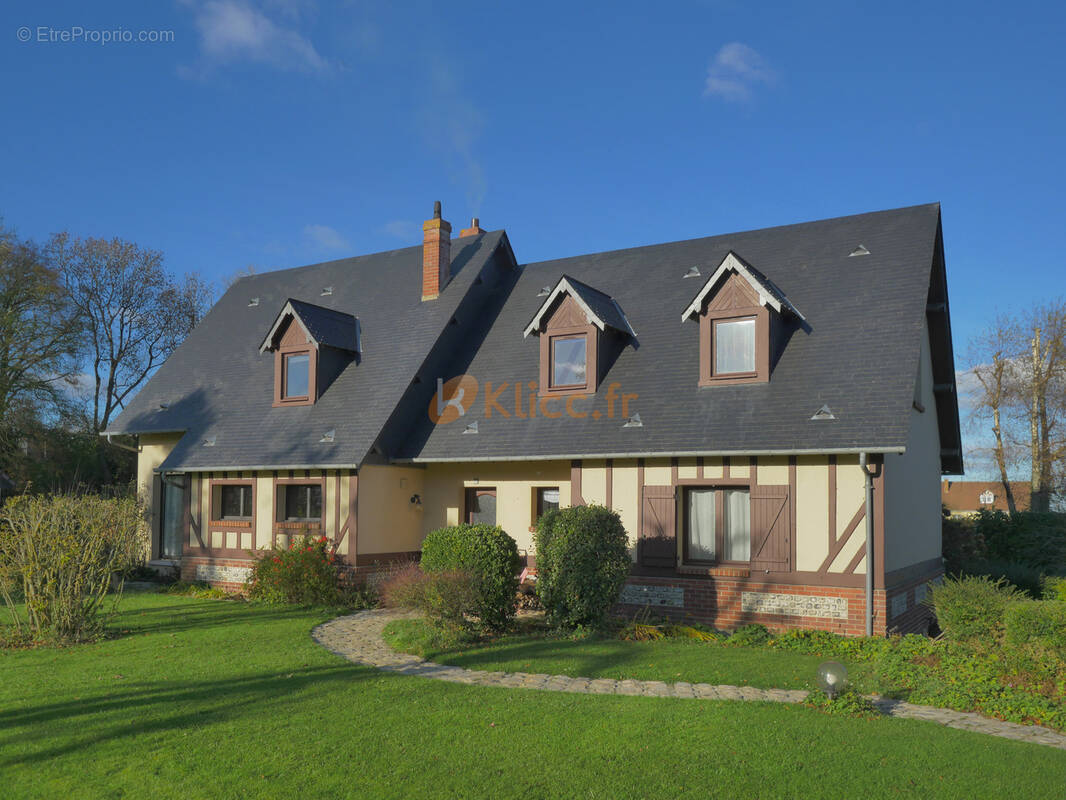 Maison à SAINT-NICOLAS-D'ALIERMONT