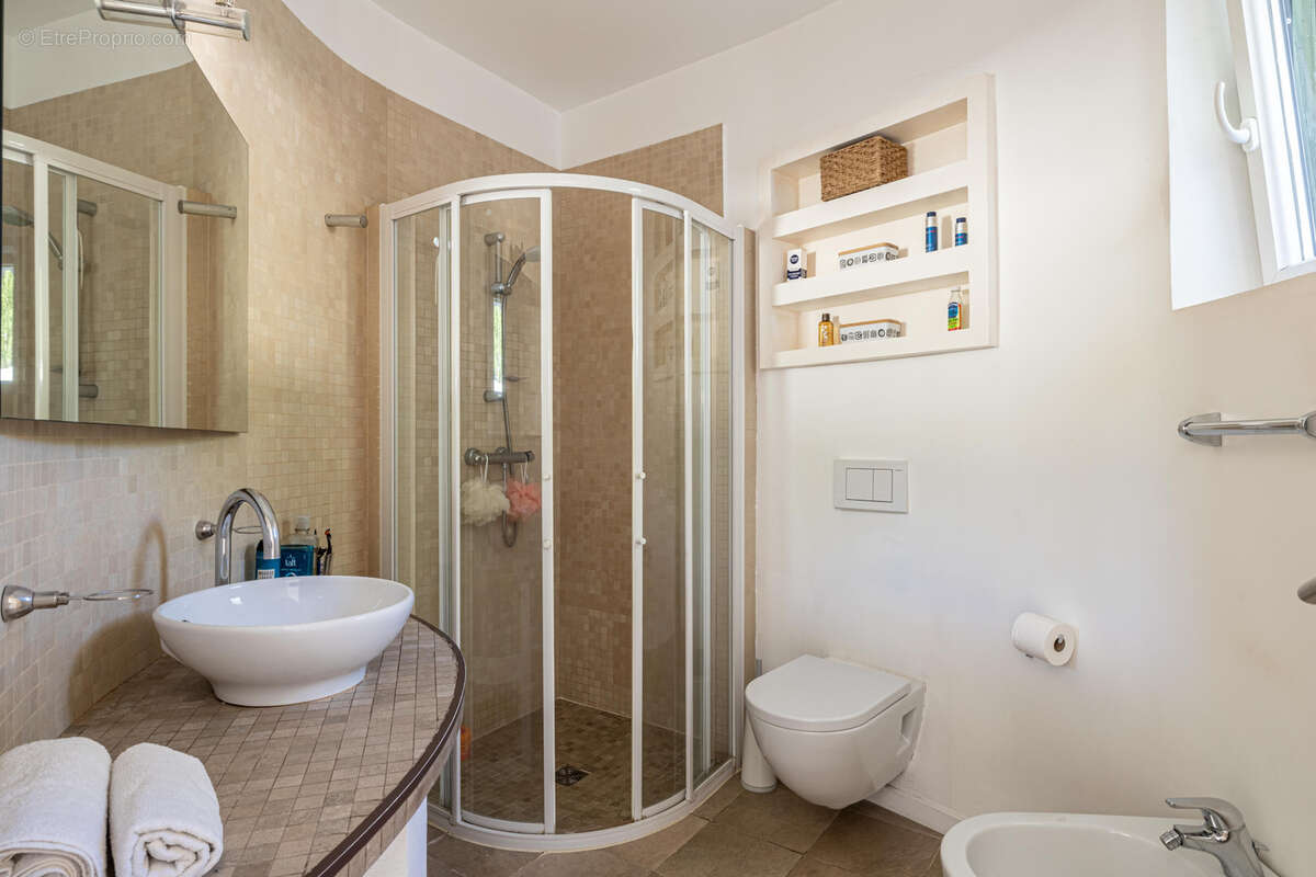 Maison à MANDELIEU-LA-NAPOULE