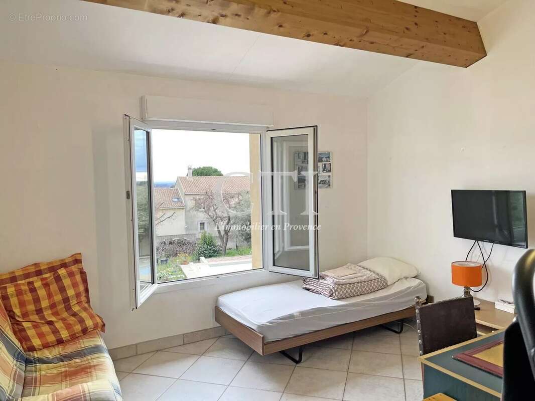 Maison à VAISON-LA-ROMAINE