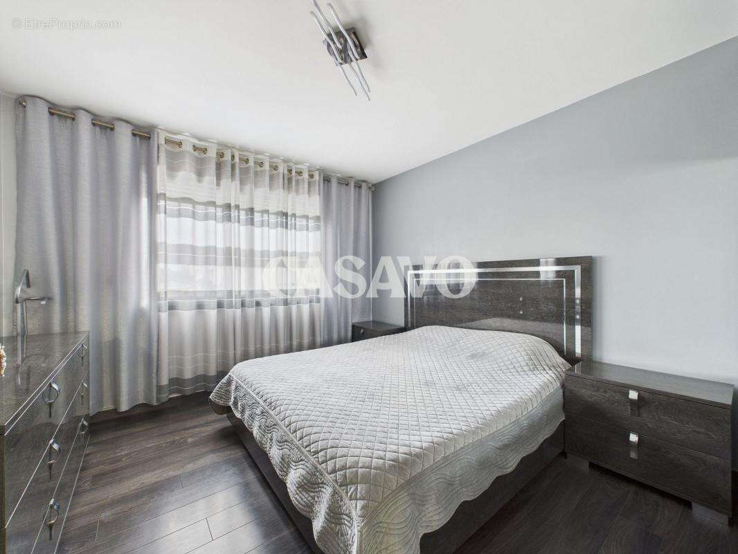 Appartement à DECINES-CHARPIEU