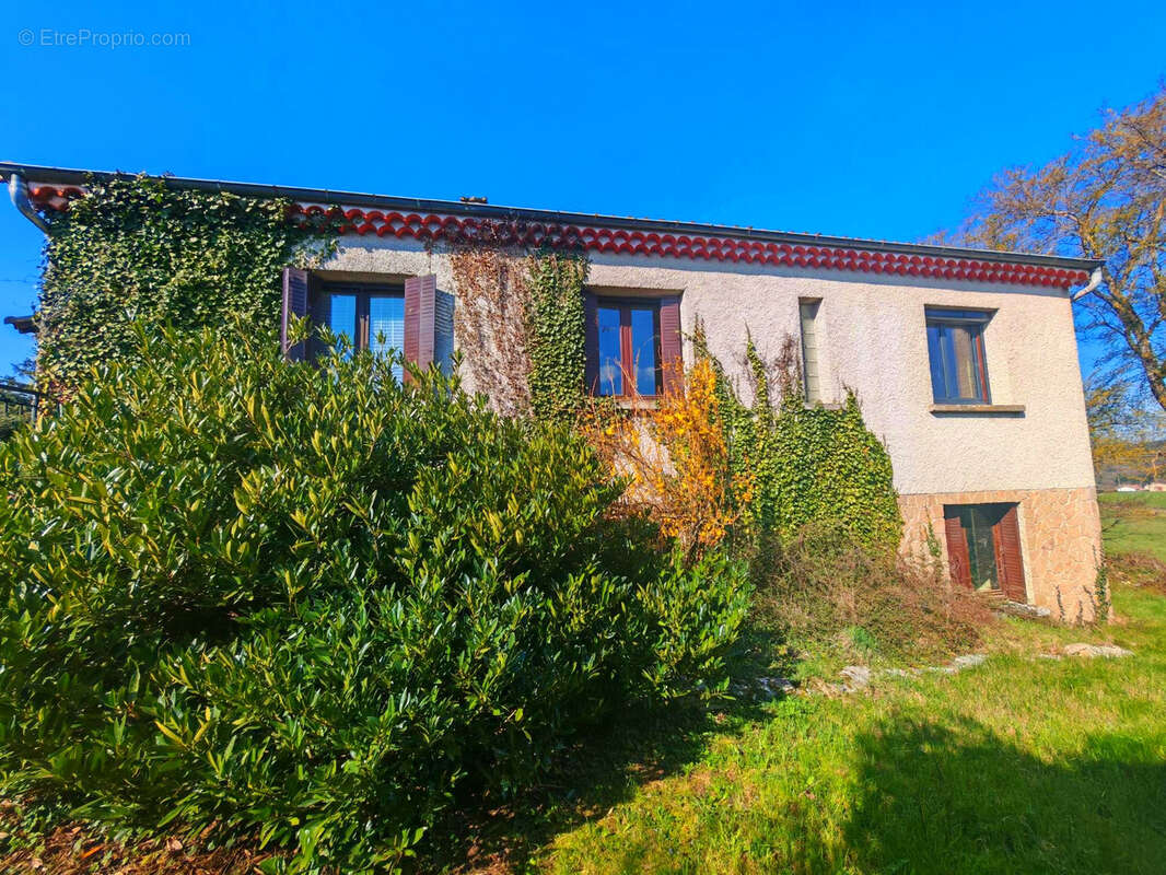 Maison à VERNOUX-EN-VIVARAIS
