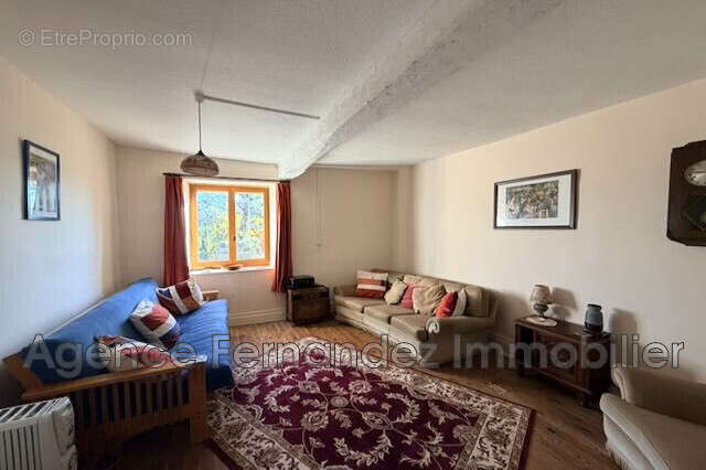 Maison à CHENAY-LE-CHATEL