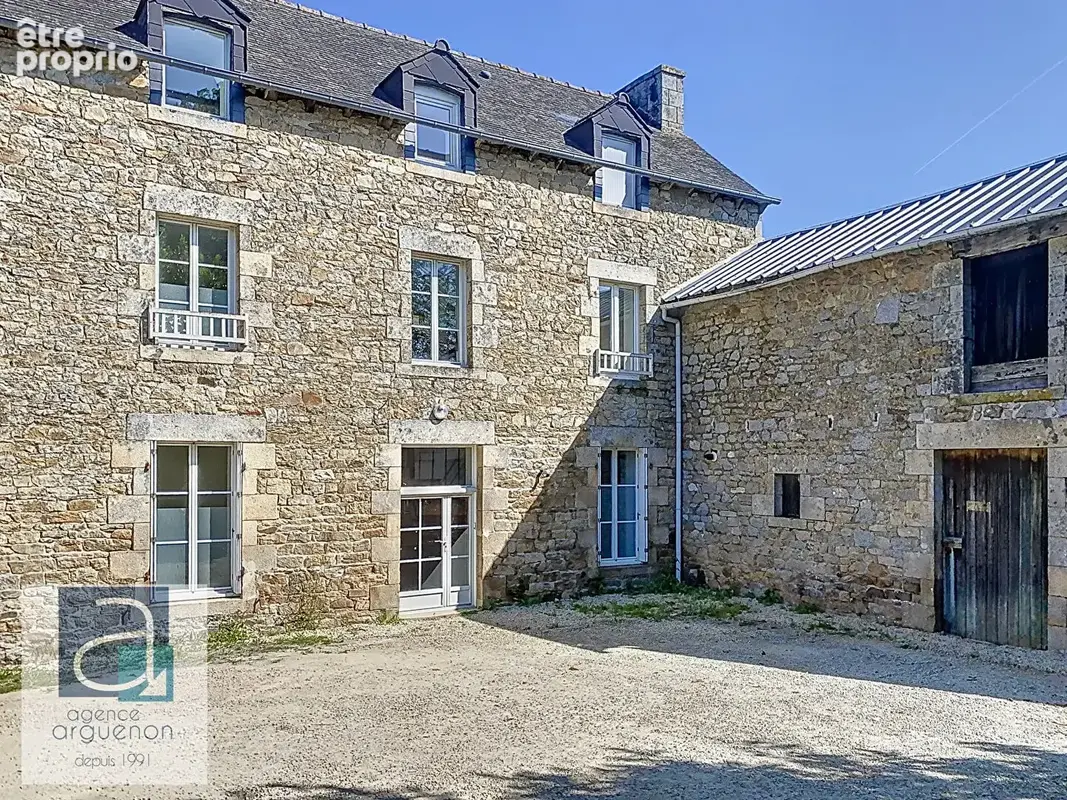 Maison de charme au coeur de Broons - 3 chambres, dépendances et grenier aménageable - photo 5