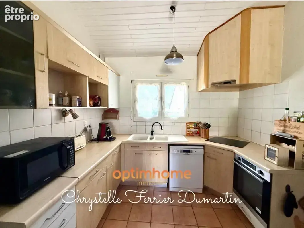 Maison de plain-pied - 110 m2 - 4 chambres - Parcelle 613 m2 - photo 6