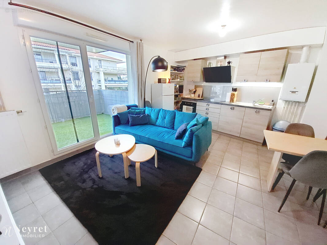 Appartement à VOURLES