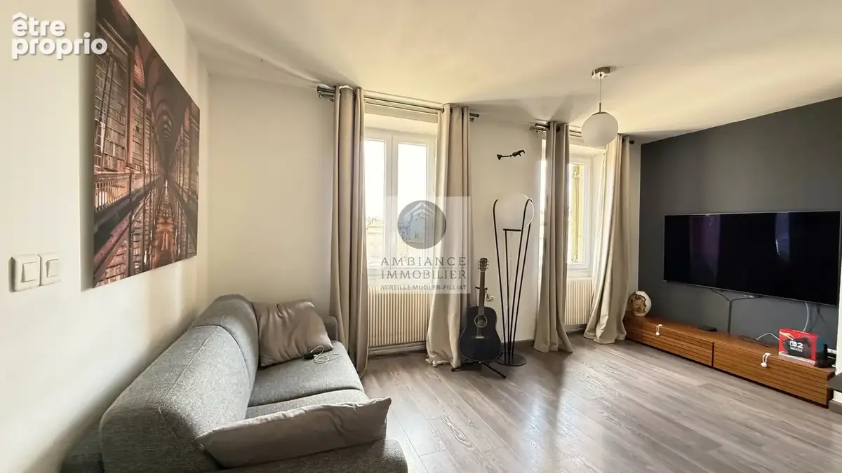 Centre historique, appartement de caractère avec terrasse - photo 5