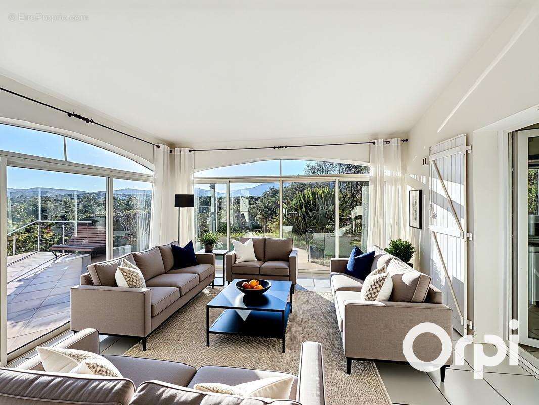 Maison à PORTO-VECCHIO