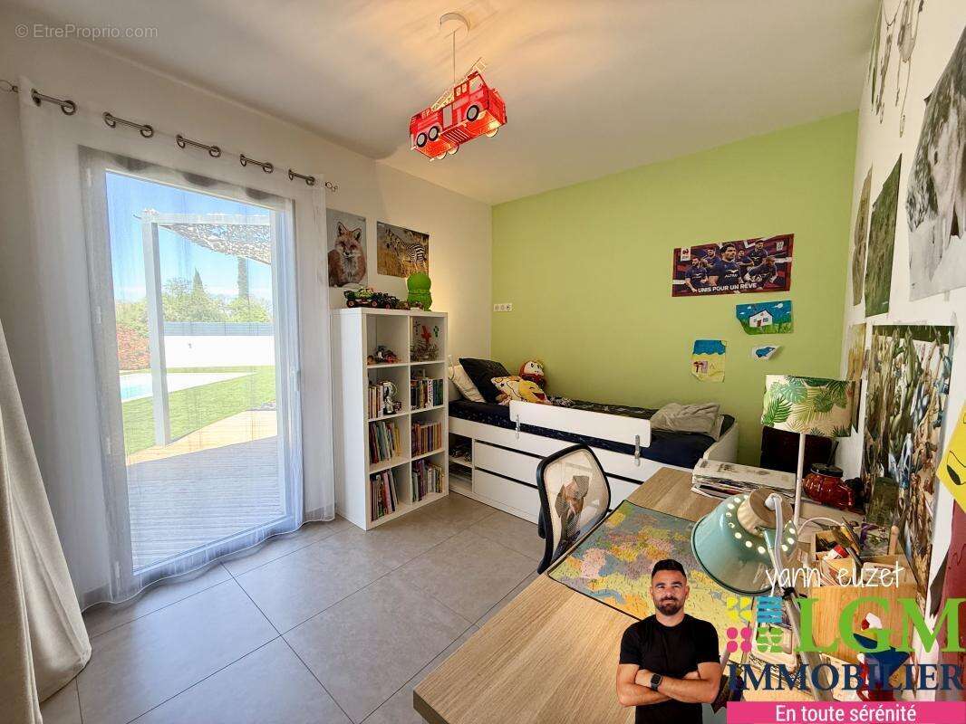 Maison à SAINT-SERIES