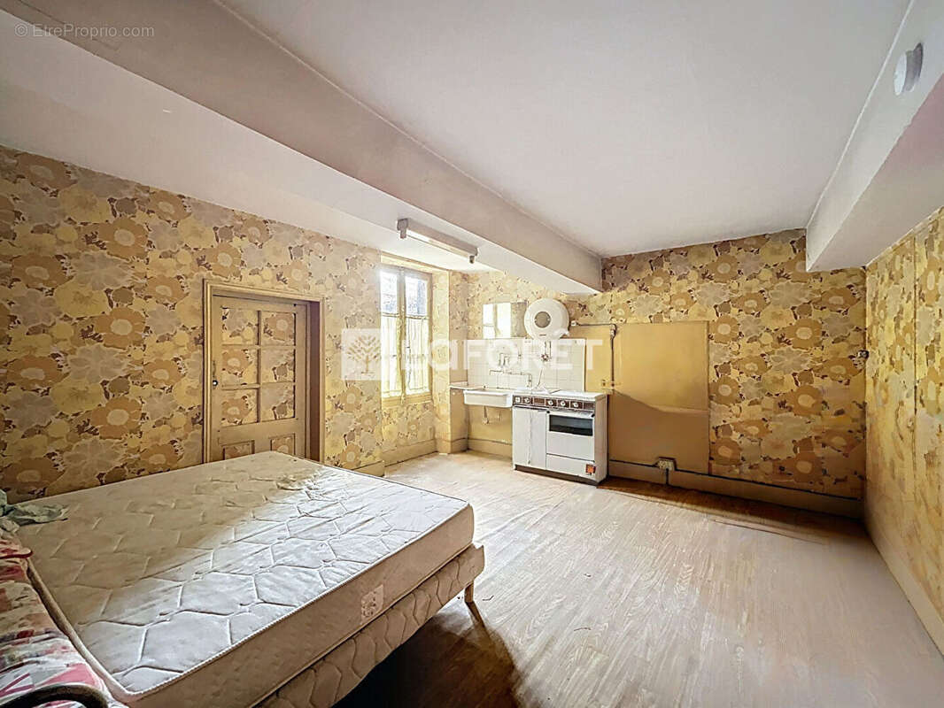 Maison à PONT-DE-VAUX