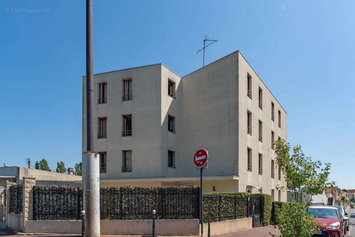 Appartement à LE BOURGET