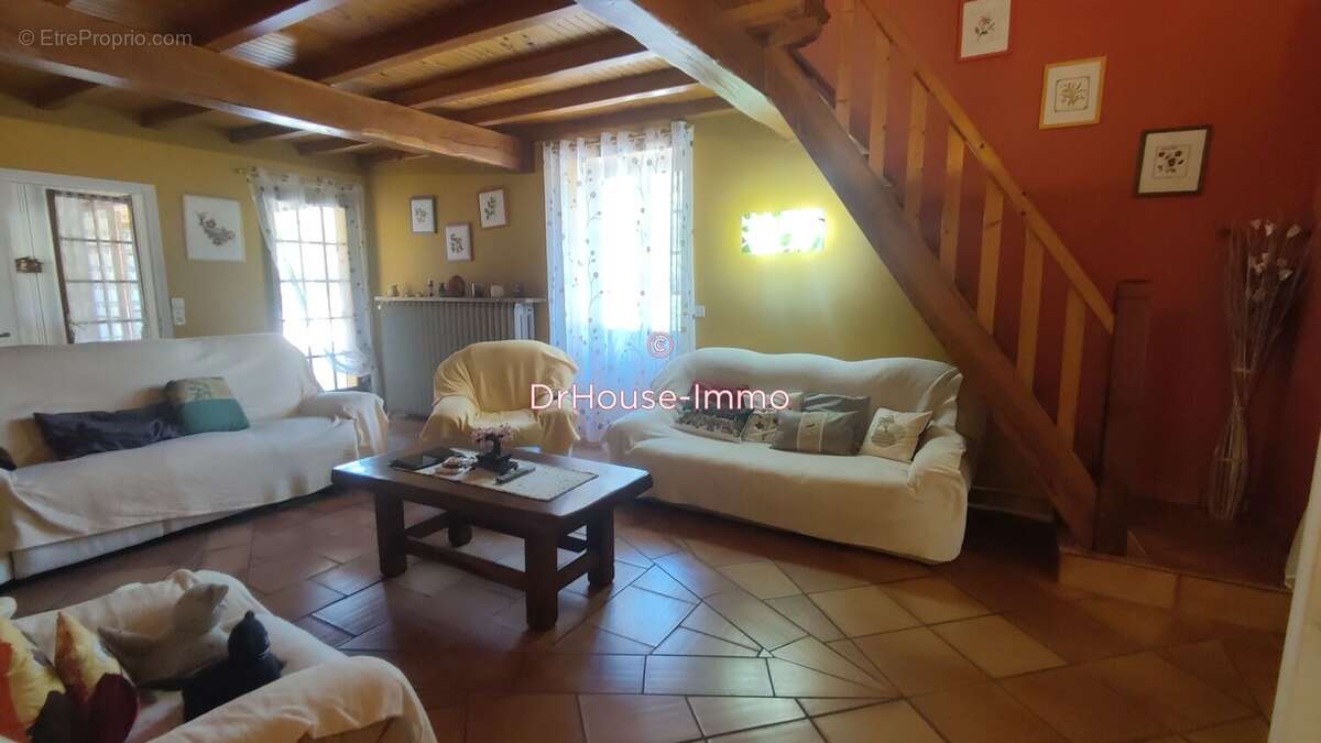 Maison à SAINT-PARDOUX-ISAAC