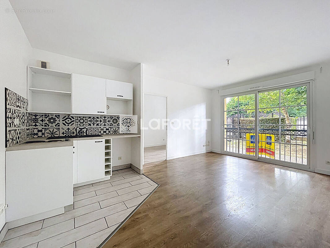 Appartement à LIEUSAINT