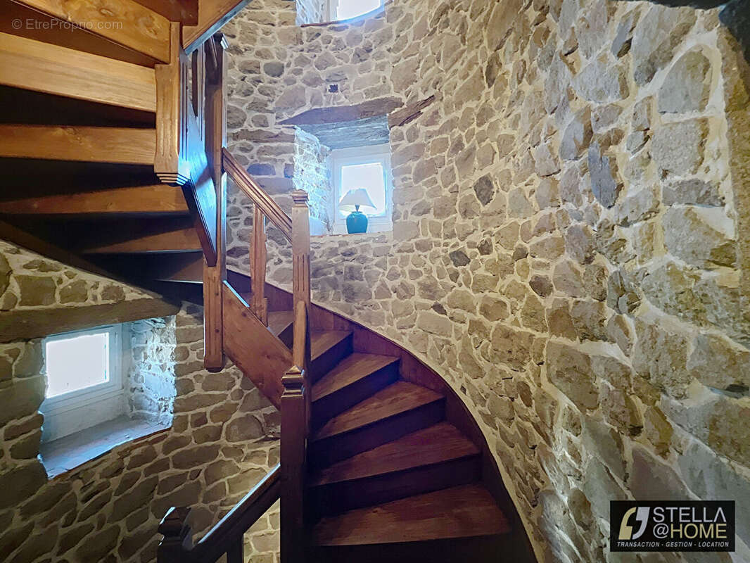 Maison à TREGUEUX