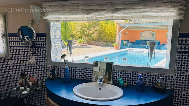 Maison à ENTRECHAUX