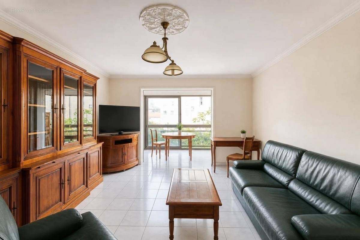 Appartement à AULNAY-SOUS-BOIS
