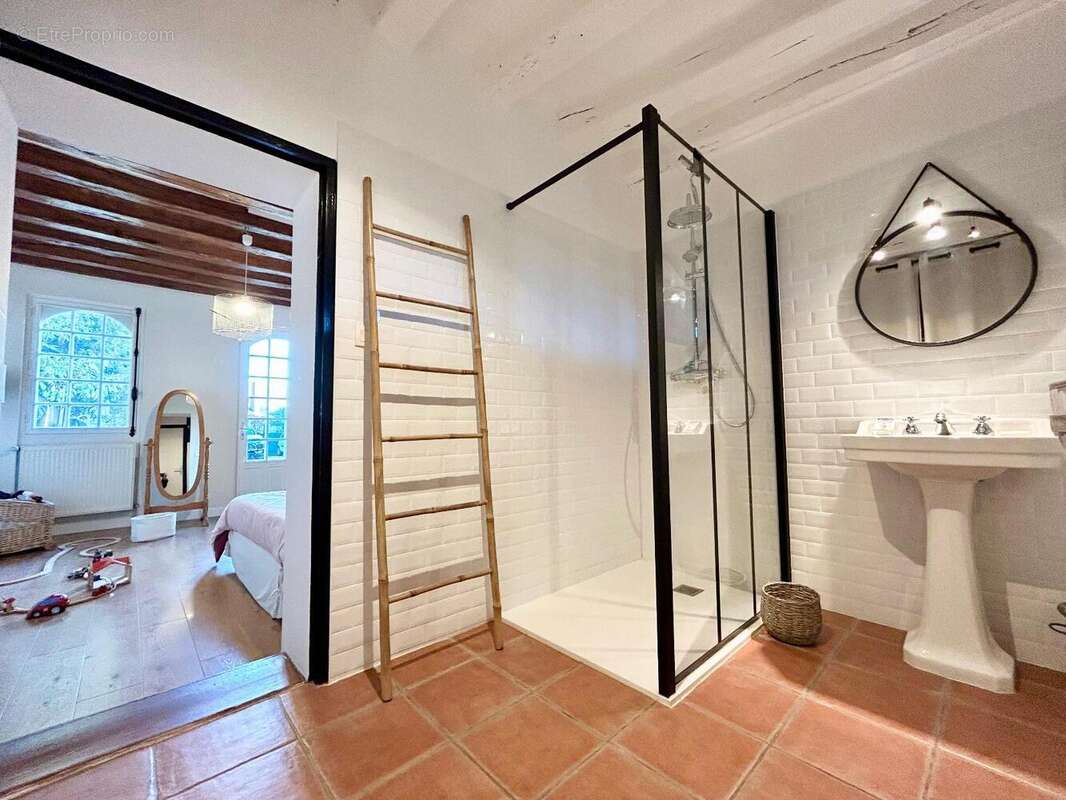   - Maison à SAINT-MATHURIN-SUR-LOIRE