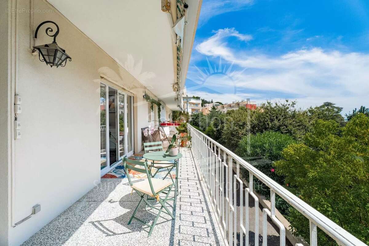 Appartement à CANNES