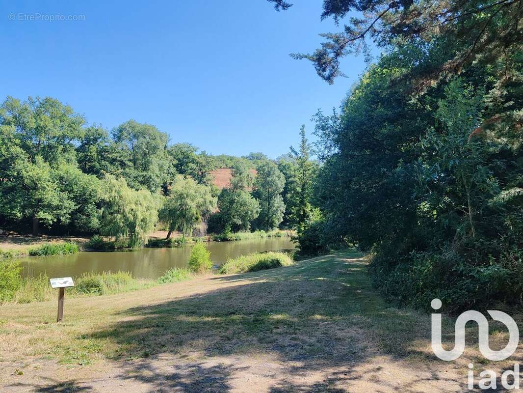 Photo 9 - Terrain à ARGENTON-CHATEAU