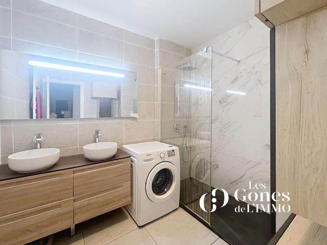 Appartement à TASSIN-LA-DEMI-LUNE