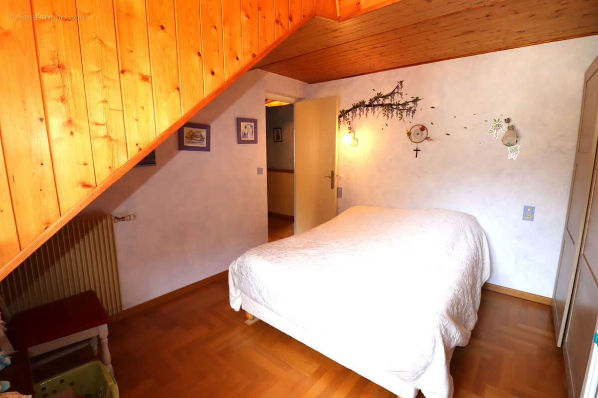 Appartement 3 chambres  au cœur des remparts - photo 10