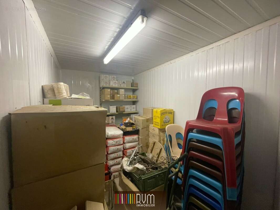 Maison 450 m² à Hautecourt-Romaneche  - photo 7