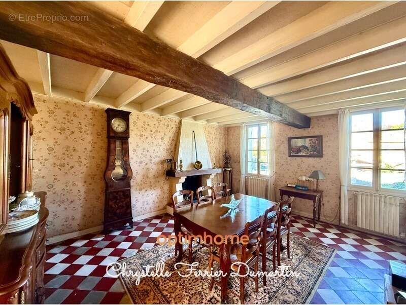 Maison à SAINT-QUENTIN-DE-BARON