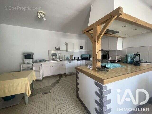 Maison 248 m² à Pars-Les-Romilly  - photo 4