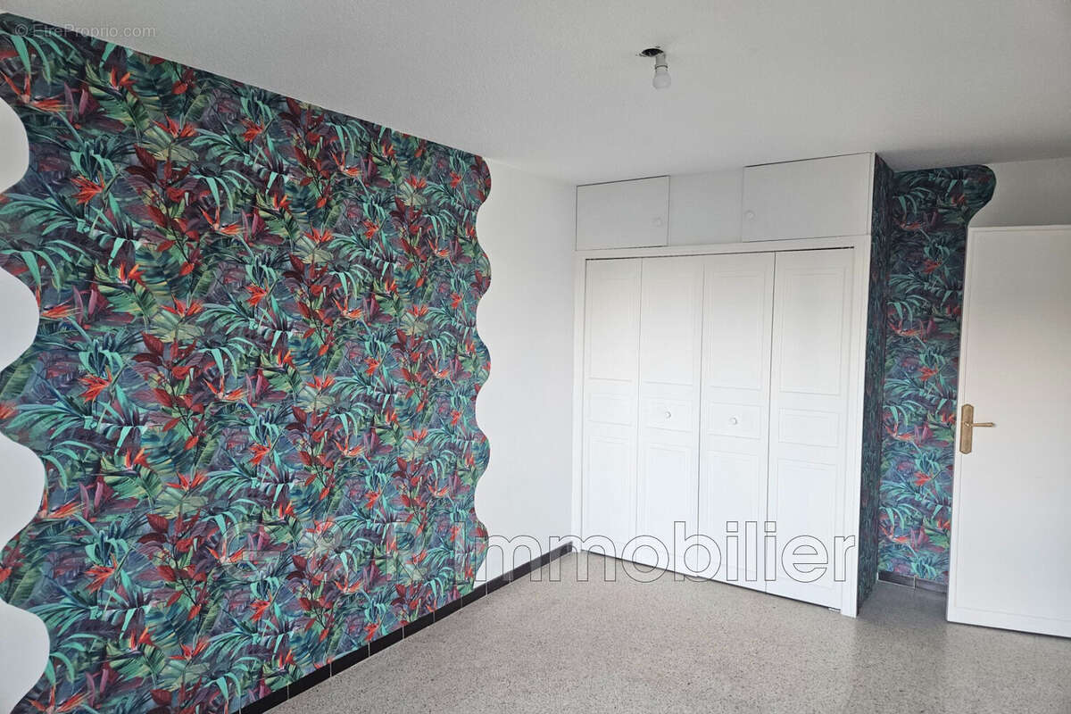 Appartement à MARSEILLE-9E