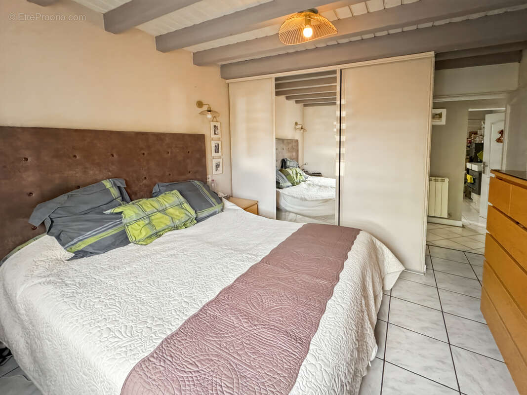 Maison à PAREMPUYRE