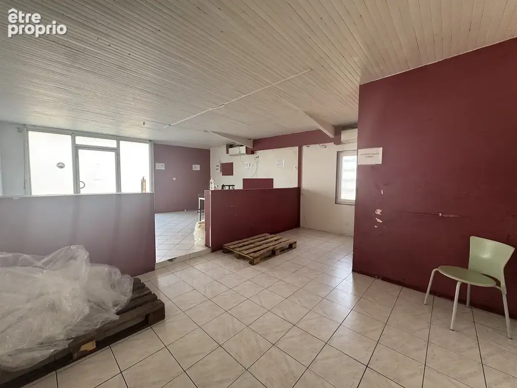 VILLENEUVE SUR LOT, idéal investisseurs 4 garages et un local - photo 9