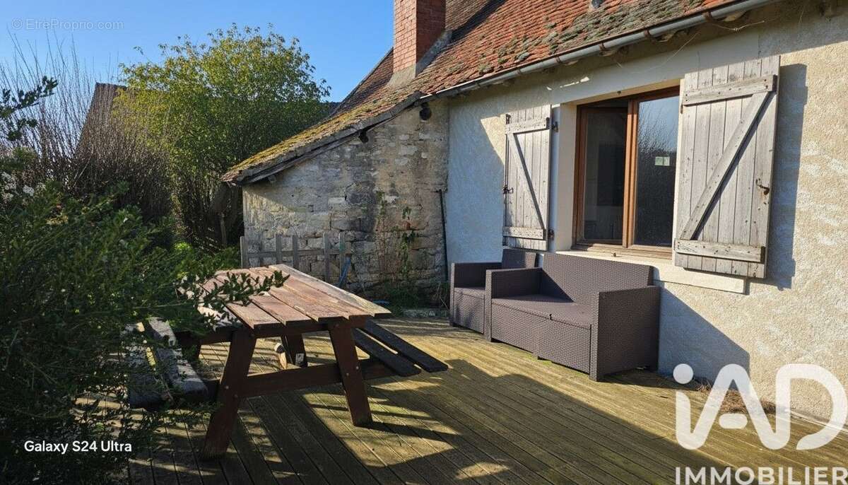 Maison 236 m² à Isle-Et-Bardais  - photo 7