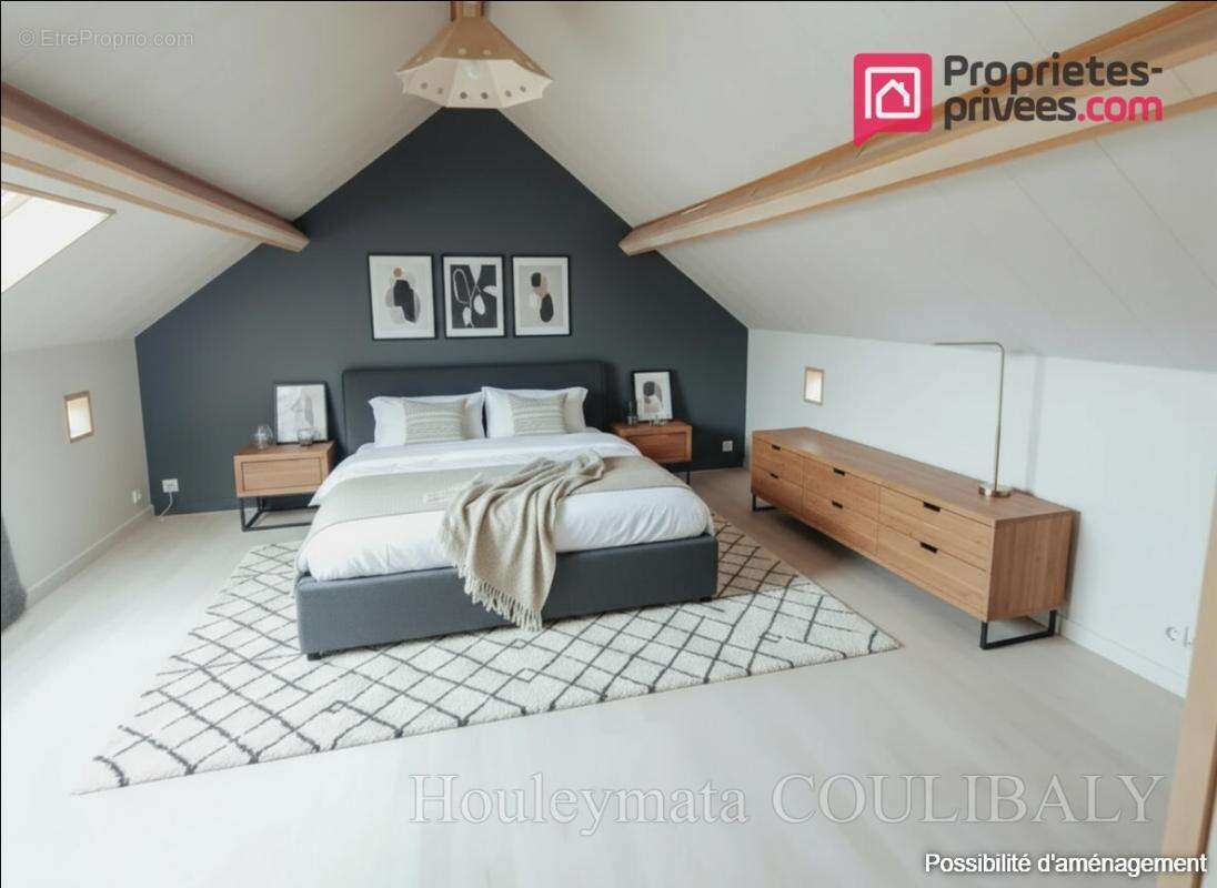 Maison à SAINT-ETIENNE-DU-ROUVRAY