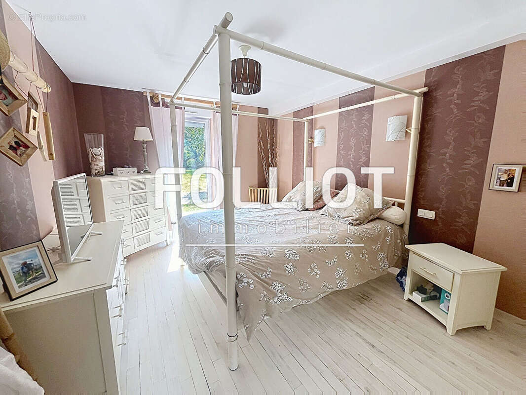 A vendre - Longère en pierre rénovée avec piscine - Le Châtellier (35133) - photo 6