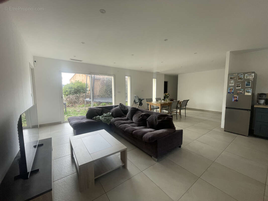 Maison à SAINT-FELIX-DE-LODEZ