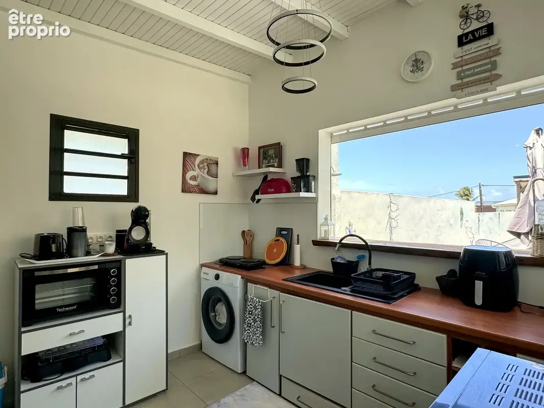 LE MOULE   Villa neuve 2023 avec dépendance, piscine et vue mer - photo 21