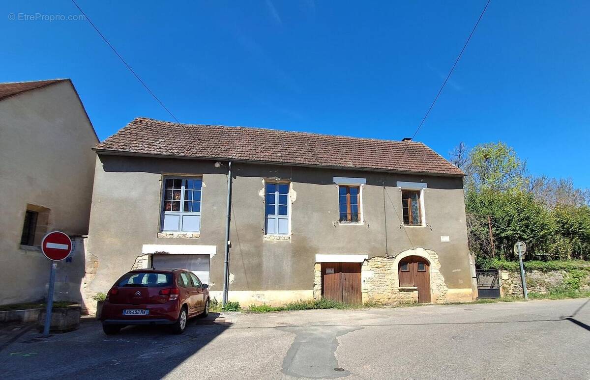 Photo 1 - Maison à SALVIAC