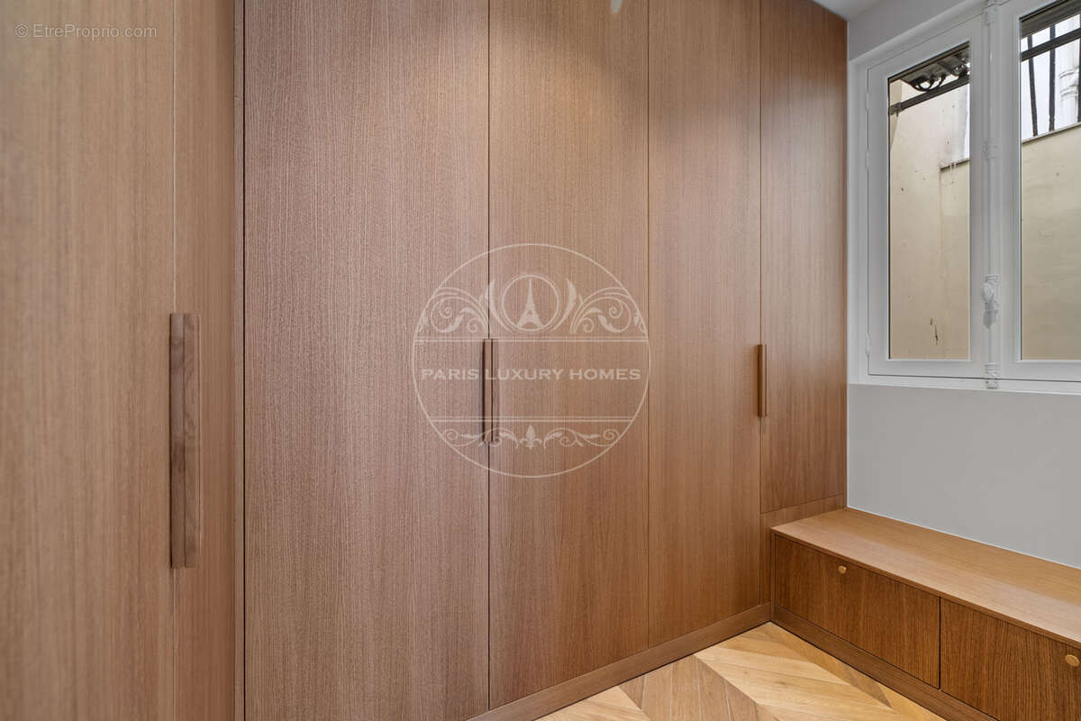 Superbe appartement atypique à Paris 1er ! - photo 19