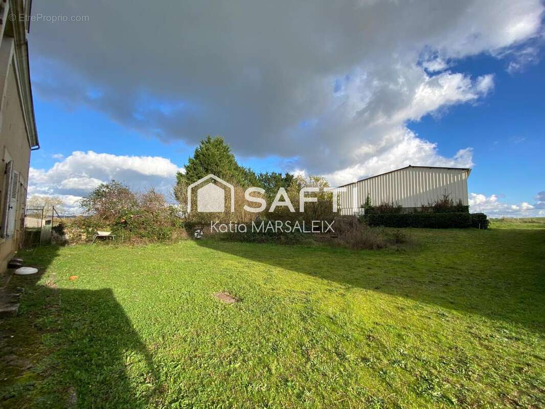 Photo 3 - Maison à MONTLEVICQ