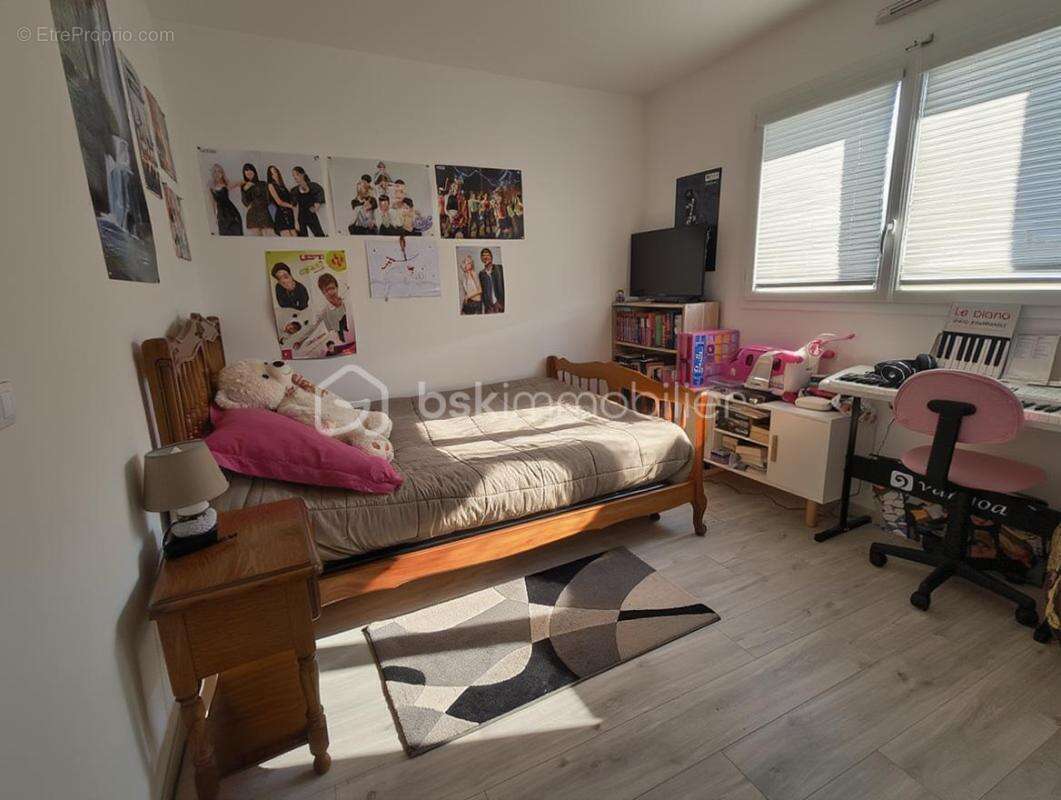 Maison à SAINT-MARTIN-DES-CHAMPS