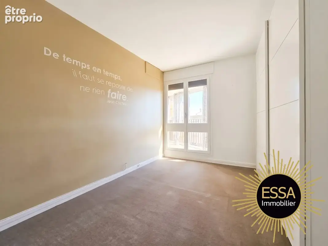 Appartement 5 pièces 122 m² à vendre à Rocquencourt (78150) - photo 4