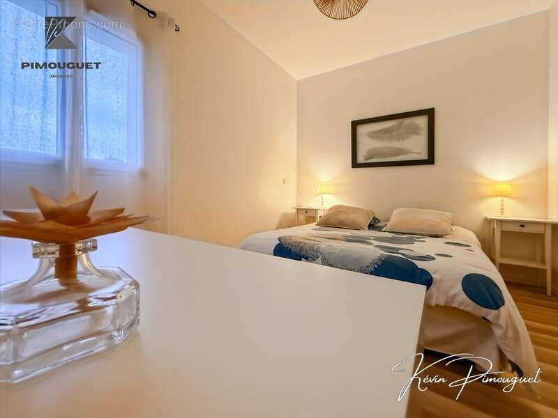 Maison à SAINT-MAGNE-DE-CASTILLON