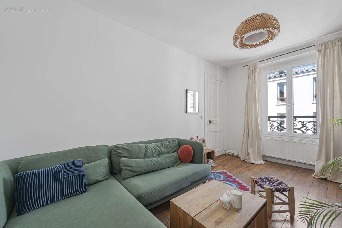 Appartement à PARIS-18E